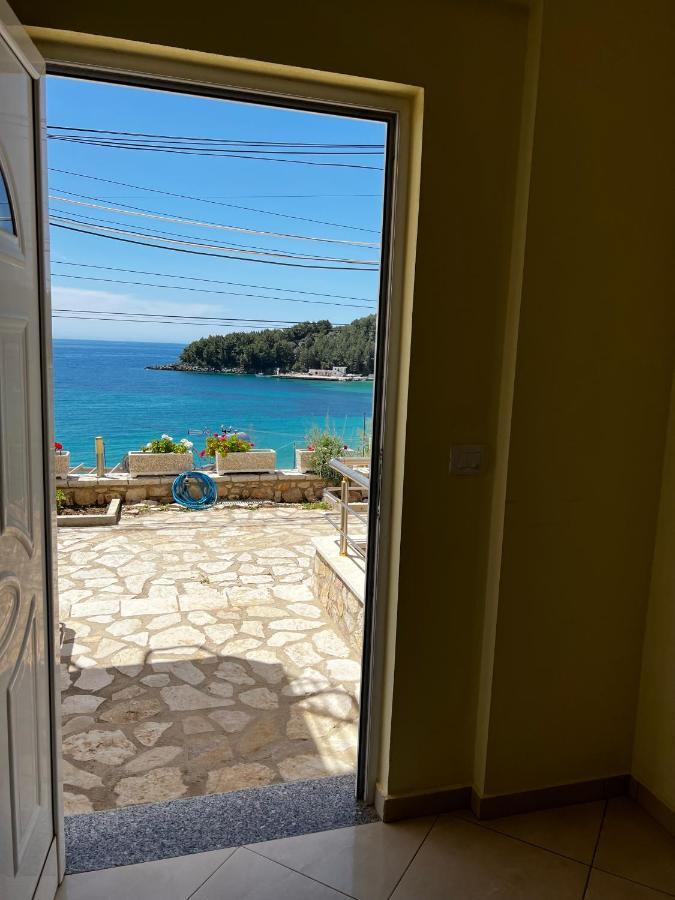 Fane'S Apartments Himare Eksteriør bilde