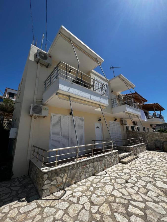 Fane'S Apartments Himare Eksteriør bilde
